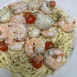 Scallop/Shrimp Scampi
